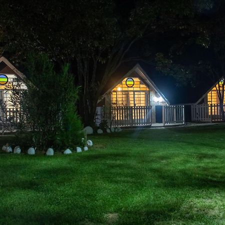 Camp Mahon Gardens Hotell Nanyuki Eksteriør bilde