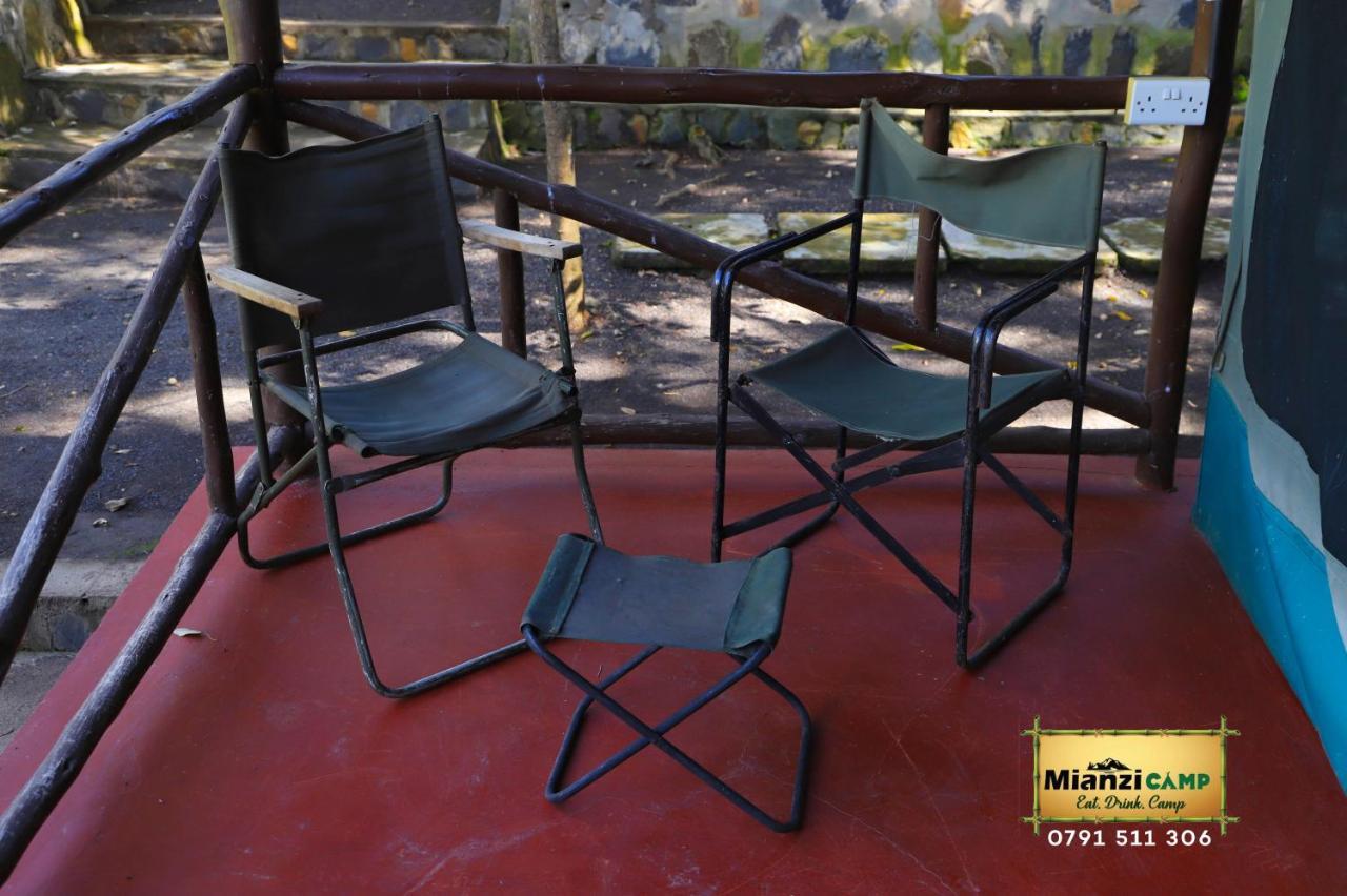 Camp Mahon Gardens Hotell Nanyuki Eksteriør bilde